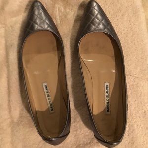 Manolo Blahnik platinum shoes size 40